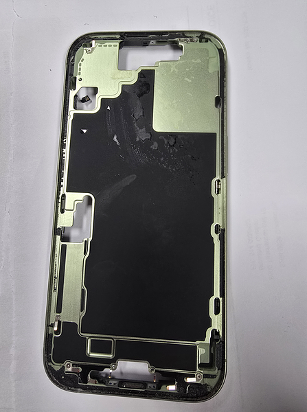 mid frame bezel for iPhone 17 (original pull, like new)