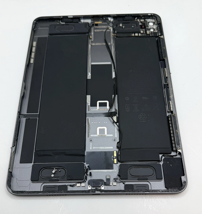 back housing for iPad Pro 11"  iPad Pro 3rd Gen (original pull, good condition)